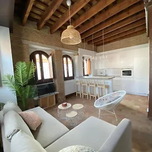 Apartment Hostfy Centro Puerta Osario, Seville